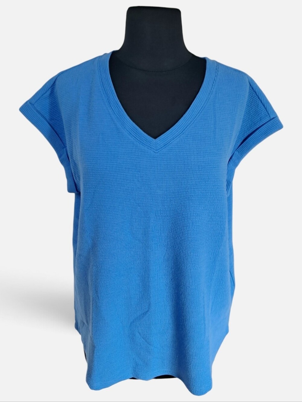 Maurices 24/7 Women's Berkley Texture Blue V-Neck Short Sleeve Tee NWT